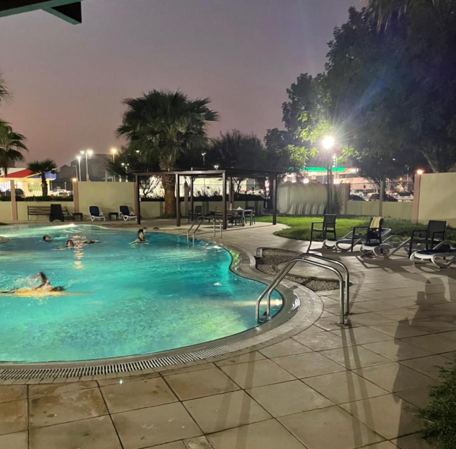 Auberge de jeunesse Expo Backpackers à Dubaï Extérieur photo